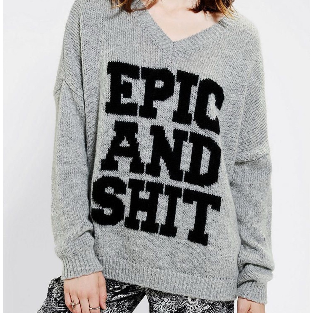 Sparkle & Fade graphic Gray V-Neck Sweater size medium
